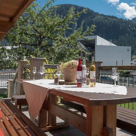 Apart Central - Premium Mountain&Garden Mayrhofen Exterior foto