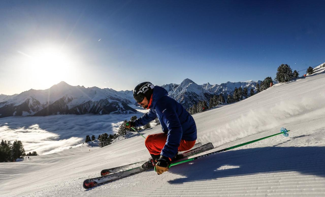 Apart Central - Premium Mountain&Garden Mayrhofen Exterior foto