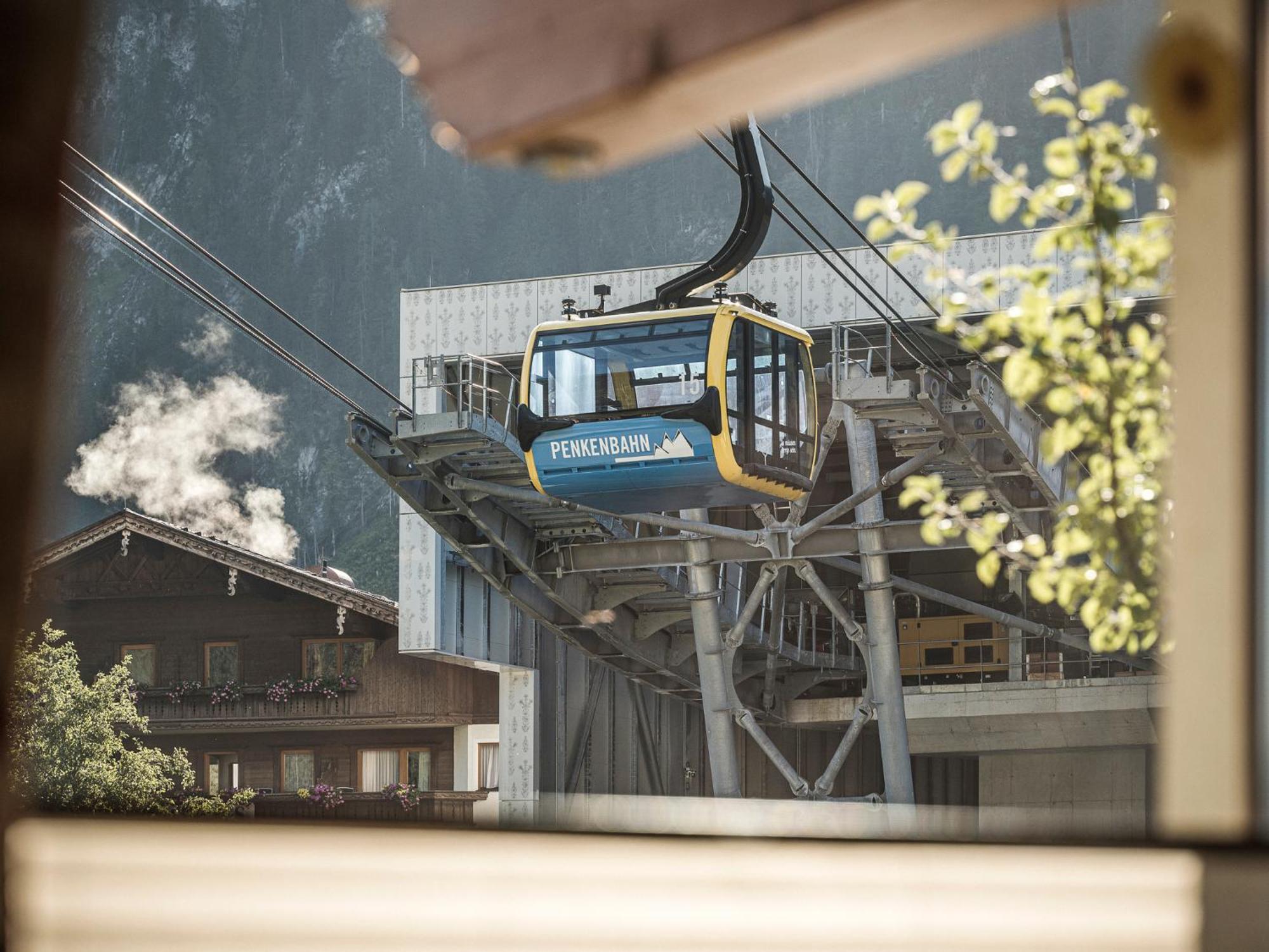 Apart Central - Premium Mountain&Garden Mayrhofen Habitación foto